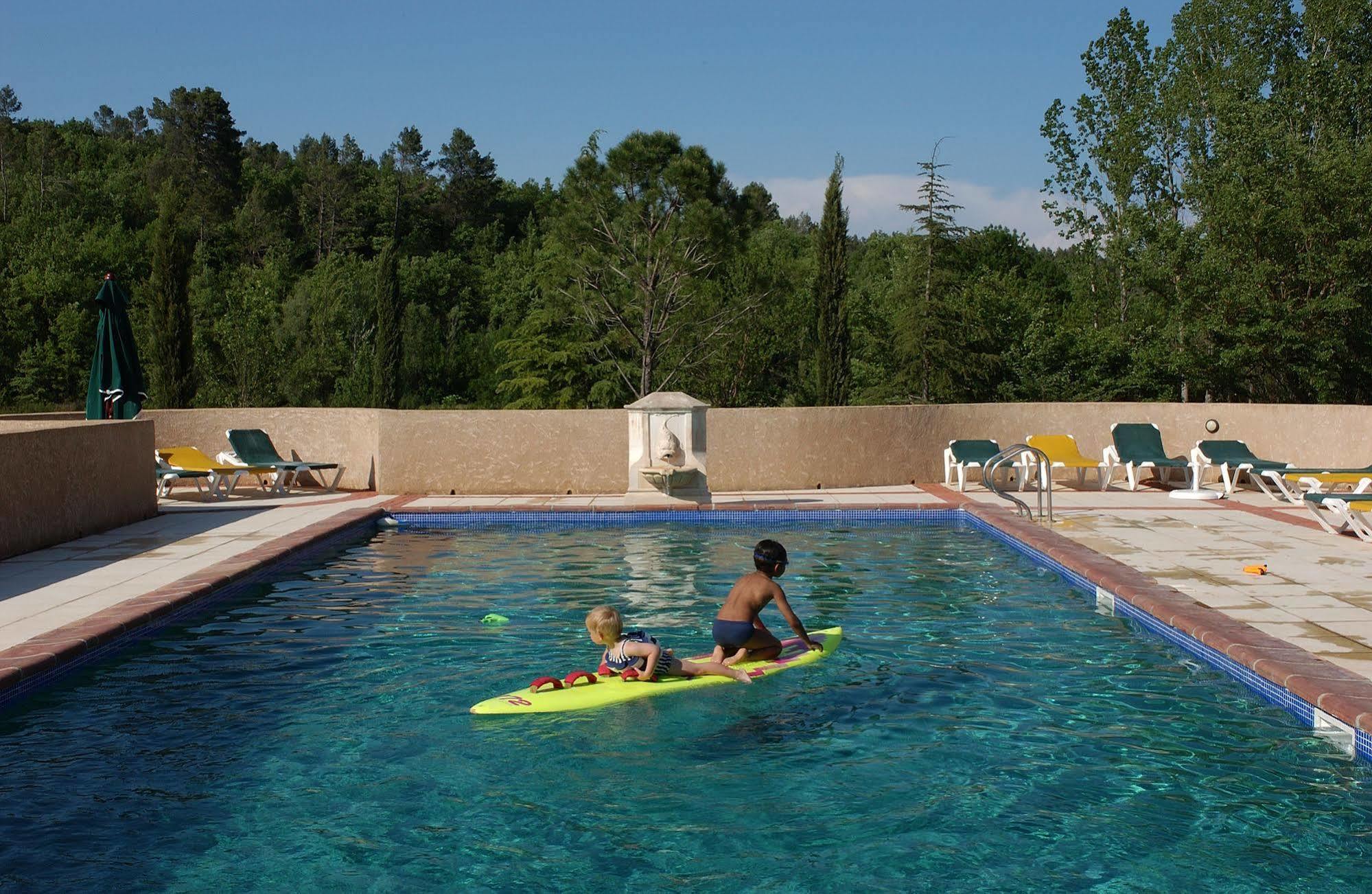 Une Campagne En Provence Bras Bagian luar foto
